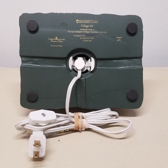 Hawthorn Village Thomas Kinkade Christmas Light Up Village Vet - Picture 6 of 7